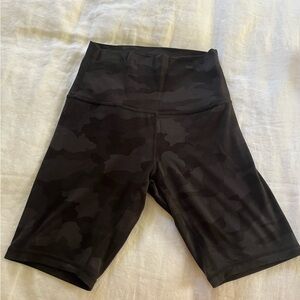 Lululemon Camo Biker Short - 4